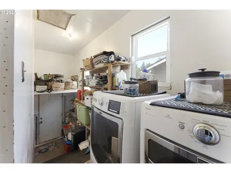 2745 34th Street Coos Bay OR 97420