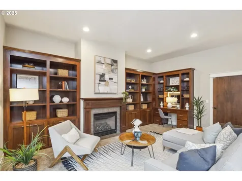 6706 SW 36th Avenue Portland OR 97219