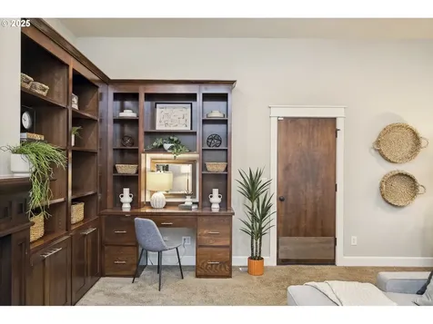 6706 SW 36th Avenue Portland OR 97219