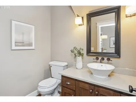 6706 SW 36th Avenue Portland OR 97219