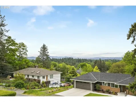 6706 SW 36th Avenue Portland OR 97219