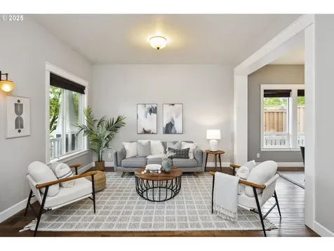 6706 SW 36th Avenue Portland OR 97219