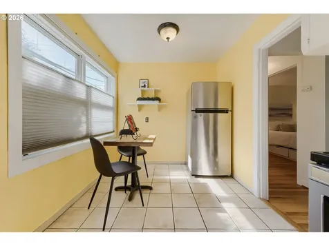 6504 N Commercial Avenue Portland OR 97217