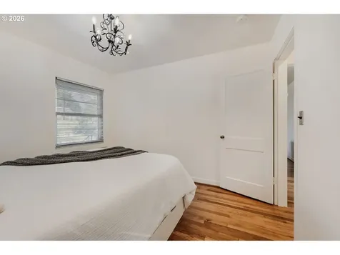 6504 N Commercial Avenue Portland OR 97217