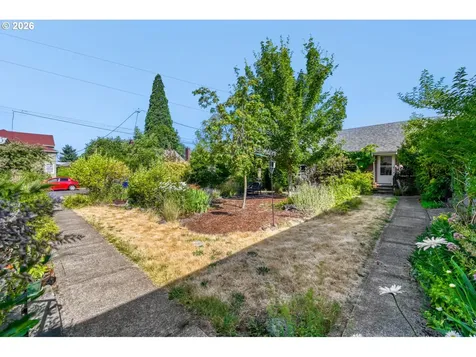 6504 N Commercial Avenue Portland OR 97217