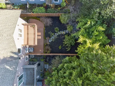 2448 SE Yamhill Street Portland OR 97214