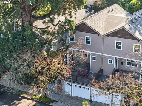 2448 SE Yamhill Street Portland OR 97214