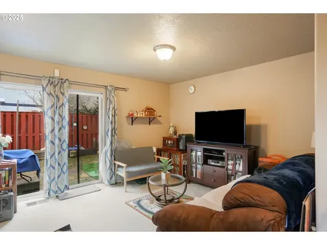 1500 SW Harbor Drive Mcminnville OR 97128