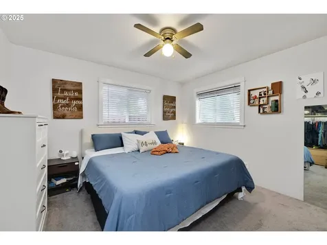 1524 E 9th Street The Dalles OR 97058