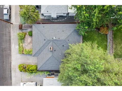 1524 E 9th Street The Dalles OR 97058