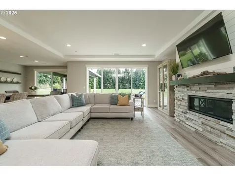 16121 S Amacher Lane Oregon City OR 97045