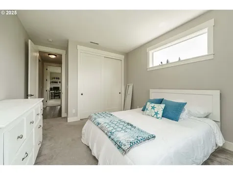 16121 S Amacher Lane Oregon City OR 97045