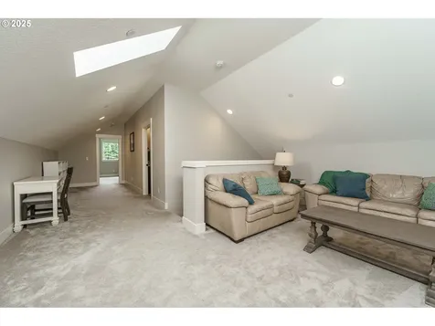 16121 S Amacher Lane Oregon City OR 97045