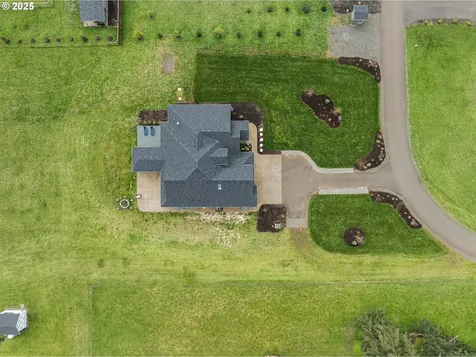 16121 S Amacher Lane Oregon City OR 97045