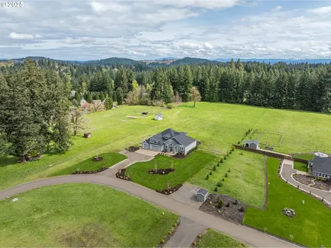 16121 S Amacher Lane Oregon City OR 97045