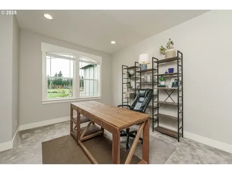 16121 S Amacher Lane Oregon City OR 97045