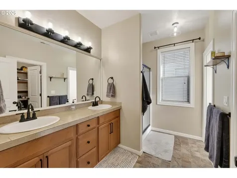 12639 Tradewind Street Oregon City OR 97045