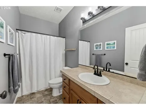 12639 Tradewind Street Oregon City OR 97045