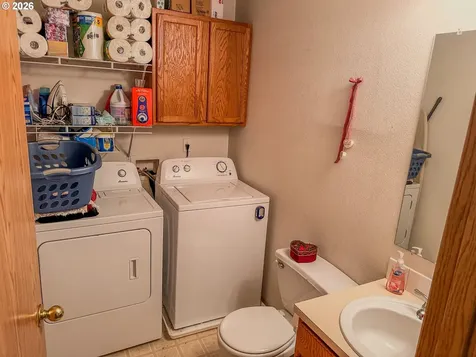 18309 Portland Avenue Gladstone OR 97027