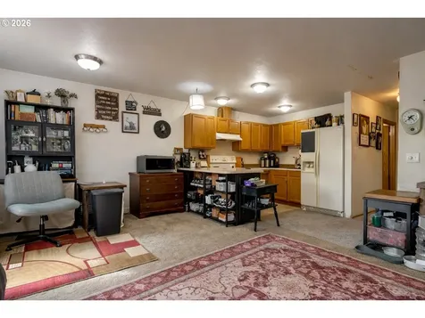 18309 Portland Avenue Gladstone OR 97027