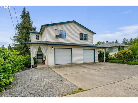 18309 Portland Avenue Gladstone OR 97027