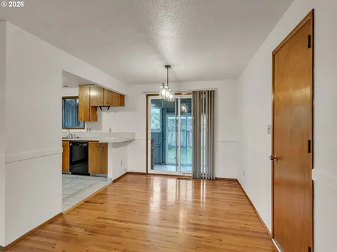 1749 Thompson Road Woodburn OR 97071