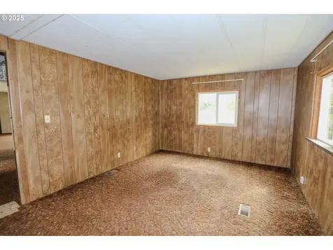1028 Cornutt Street Myrtle Creek OR 97457