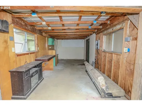 1028 Cornutt Street Myrtle Creek OR 97457