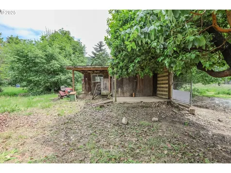 1028 Cornutt Street Myrtle Creek OR 97457