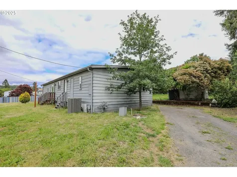 1028 Cornutt Street Myrtle Creek OR 97457
