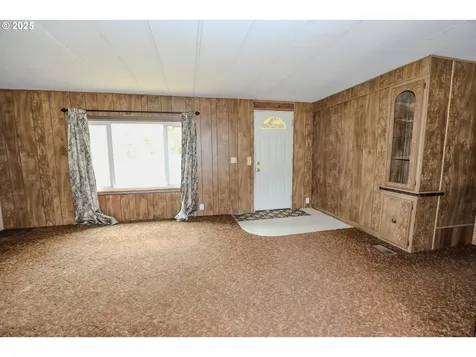 1028 Cornutt Street Myrtle Creek OR 97457