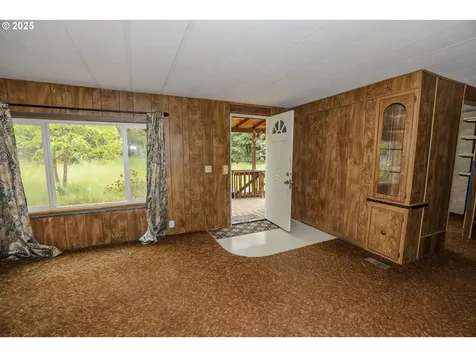 1028 Cornutt Street Myrtle Creek OR 97457