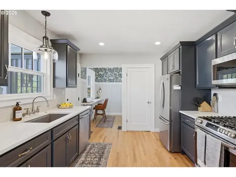 6720 NE Rodney Avenue Portland OR 97211
