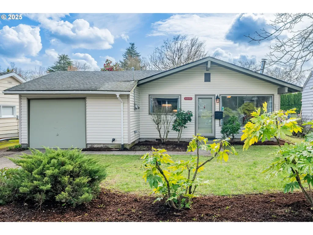 8440 SE Mill Street Portland OR 97216