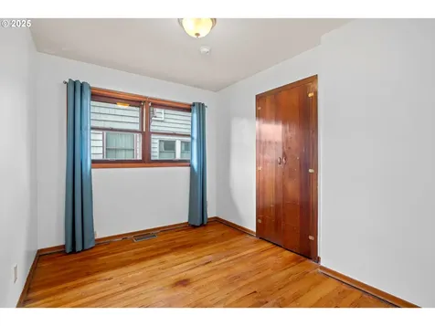 8440 SE Mill Street Portland OR 97216