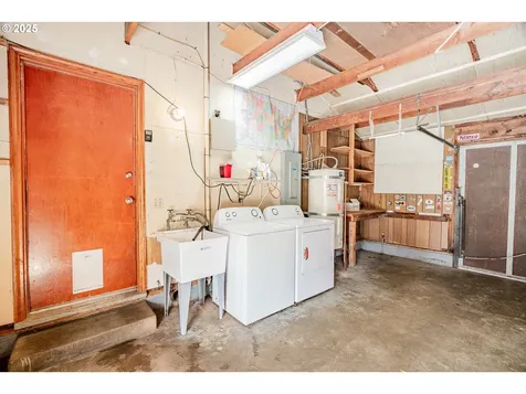 8440 SE Mill Street Portland OR 97216
