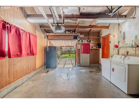 8440 SE Mill Street Portland OR 97216