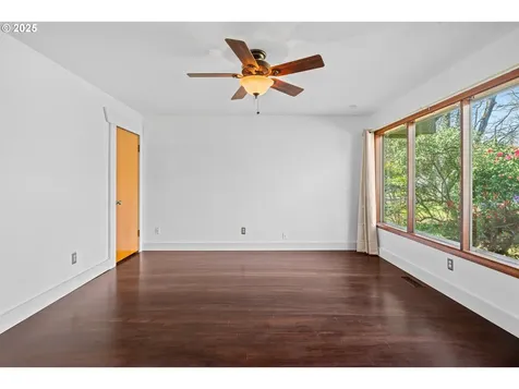 8440 SE Mill Street Portland OR 97216
