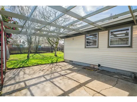8440 SE Mill Street Portland OR 97216