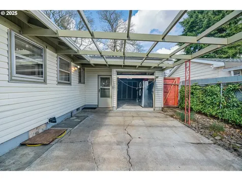 8440 SE Mill Street Portland OR 97216
