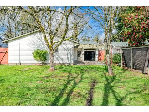 8440 SE Mill Street Portland OR 97216