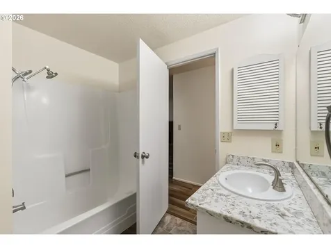 446 Kodiak Street Eugene OR 97401