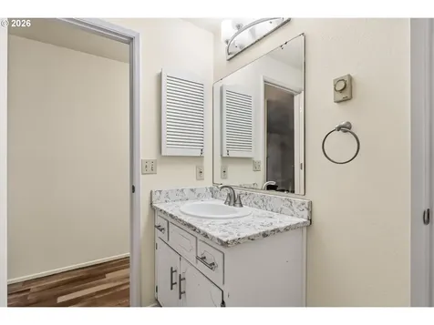 446 Kodiak Street Eugene OR 97401