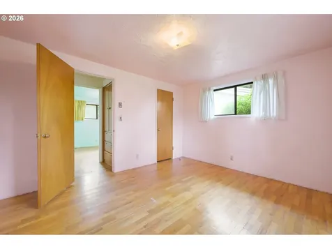 2028 Monterey Lane Eugene OR 97401