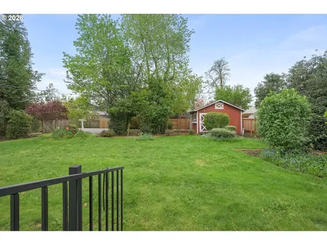 2028 Monterey Lane Eugene OR 97401