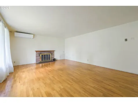 2028 Monterey Lane Eugene OR 97401