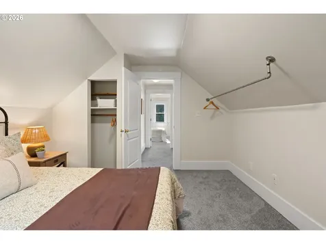 8719 SE 15th Avenue Portland OR 97202