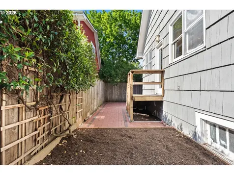 8719 SE 15th Avenue Portland OR 97202