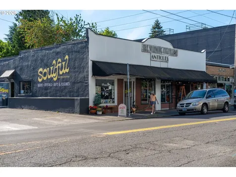 8719 SE 15th Avenue Portland OR 97202