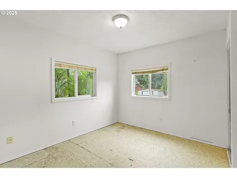 6027 N Greeley Avenue Portland OR 97217